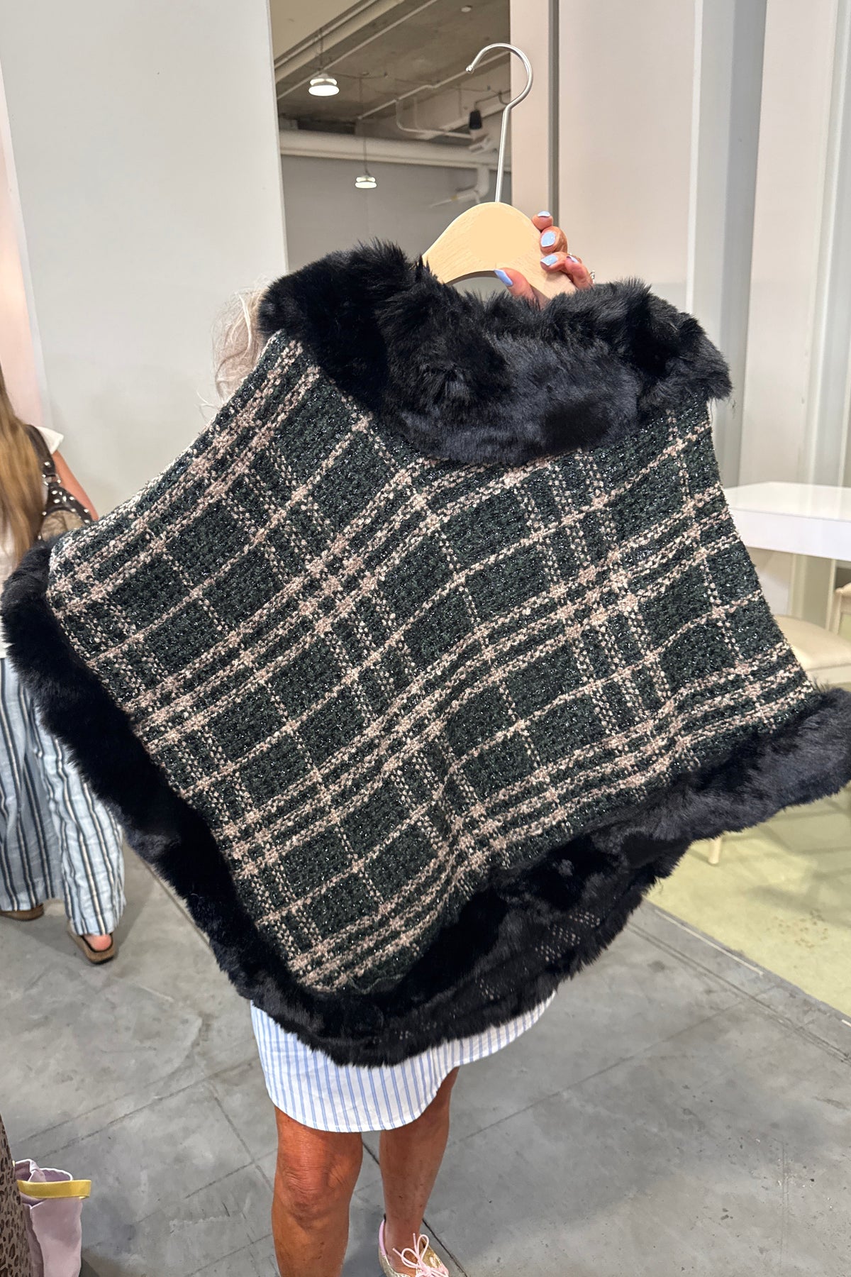 Midnight Emerald Green Plaid Metallic Faux Fur Trim Poncho Cape