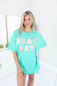 Boat Days Patch Letter Graphic Tee - Shop Kendry Collection Boutique
