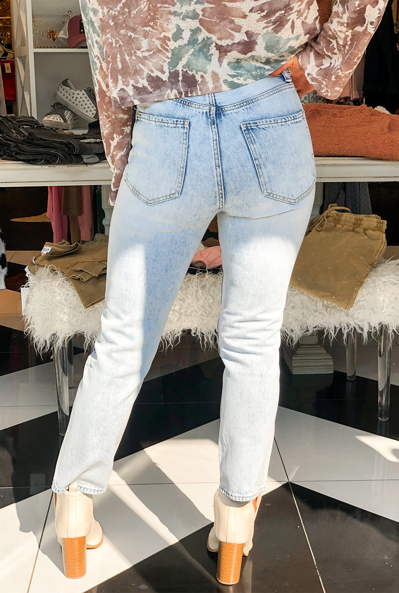 Andy High Rise Light Wash Girlfriend Jeans - Shop Kendry Collection