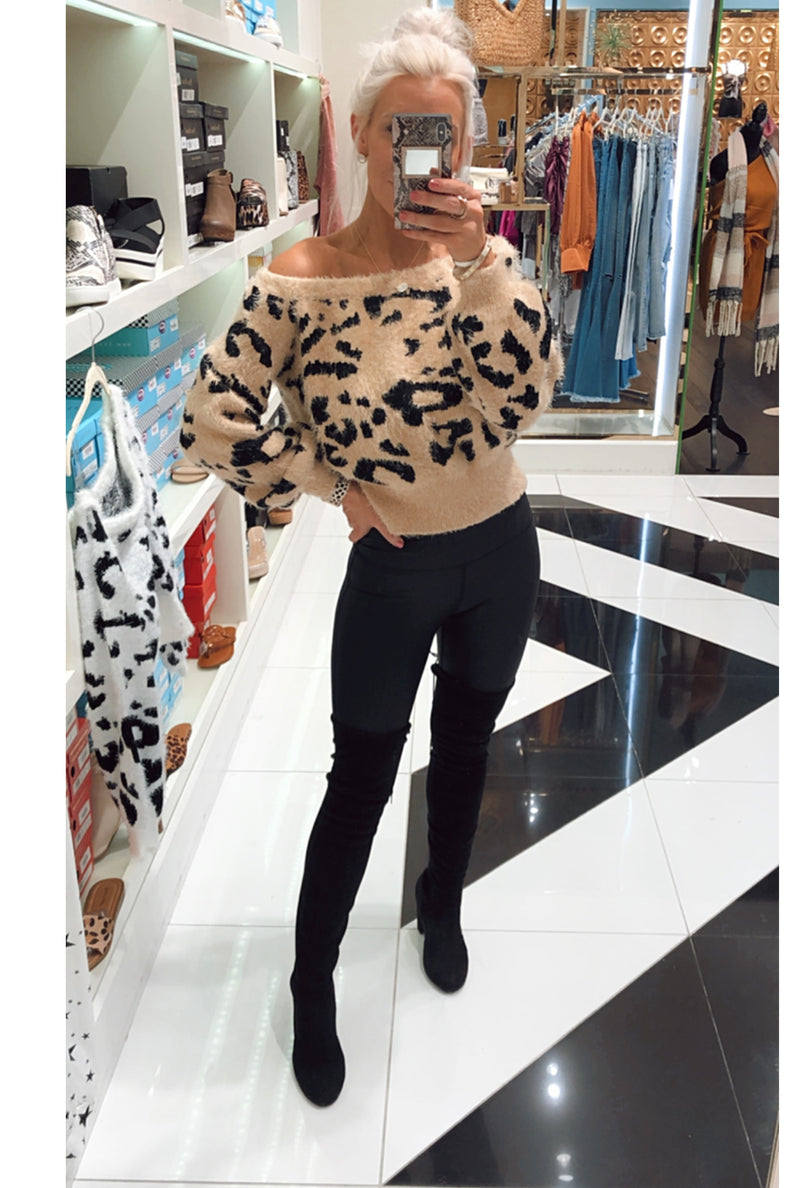 Fuzzy Leopard Bubble Sleeve Crop Sweater - Kendry Collection Boutique