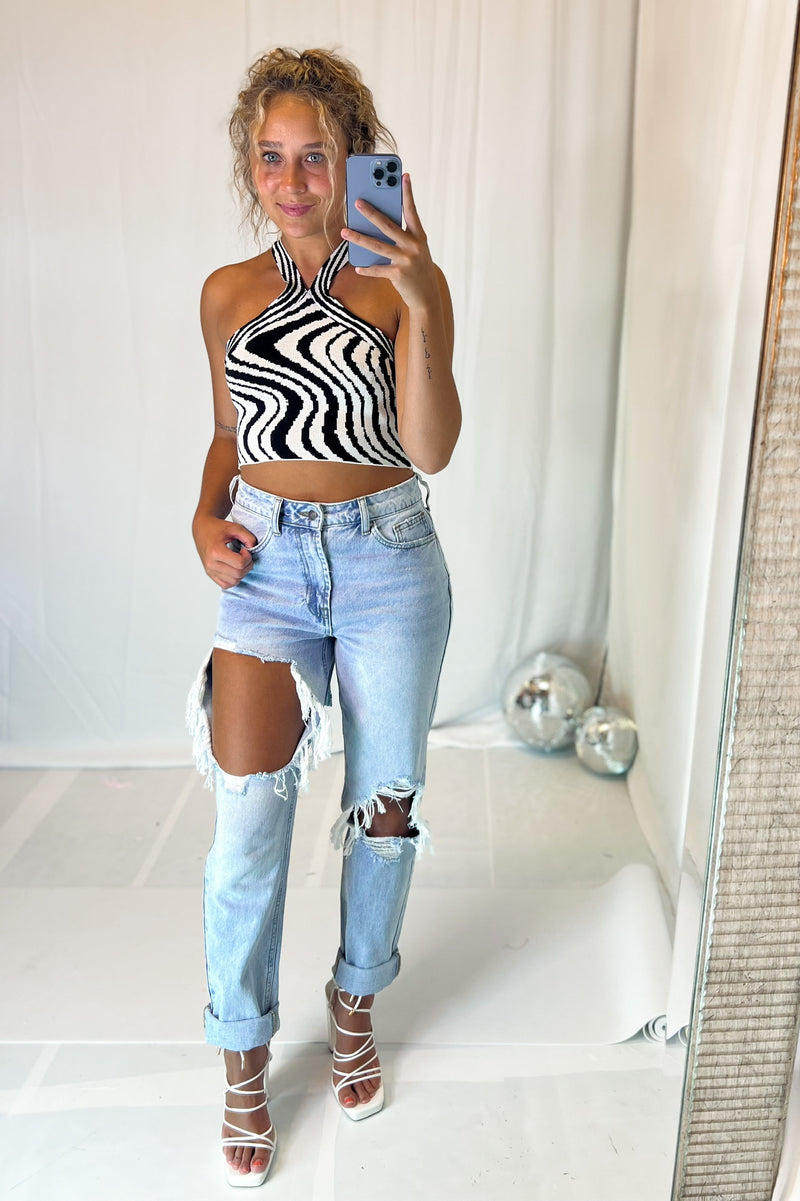 White And Black Halter Neck Knit Top