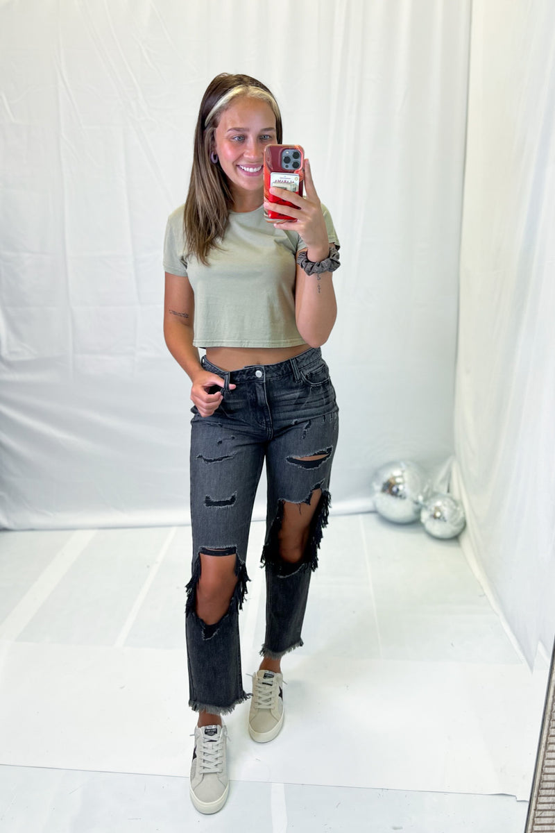 Ari Black Destroyed Boyfriend Jeans