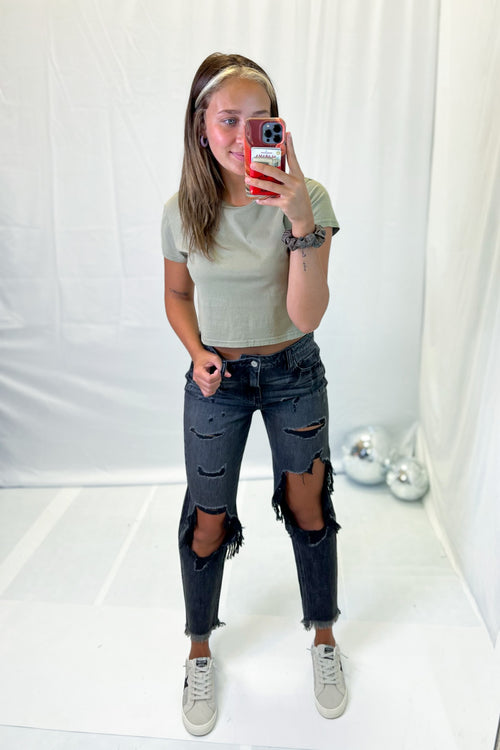 Ari Black Destroyed Boyfriend Jeans