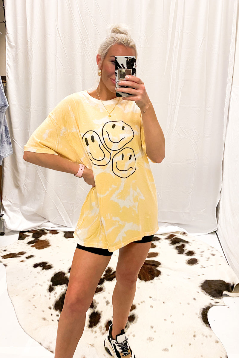 Yellow Trippy Smiles Graphic Tee