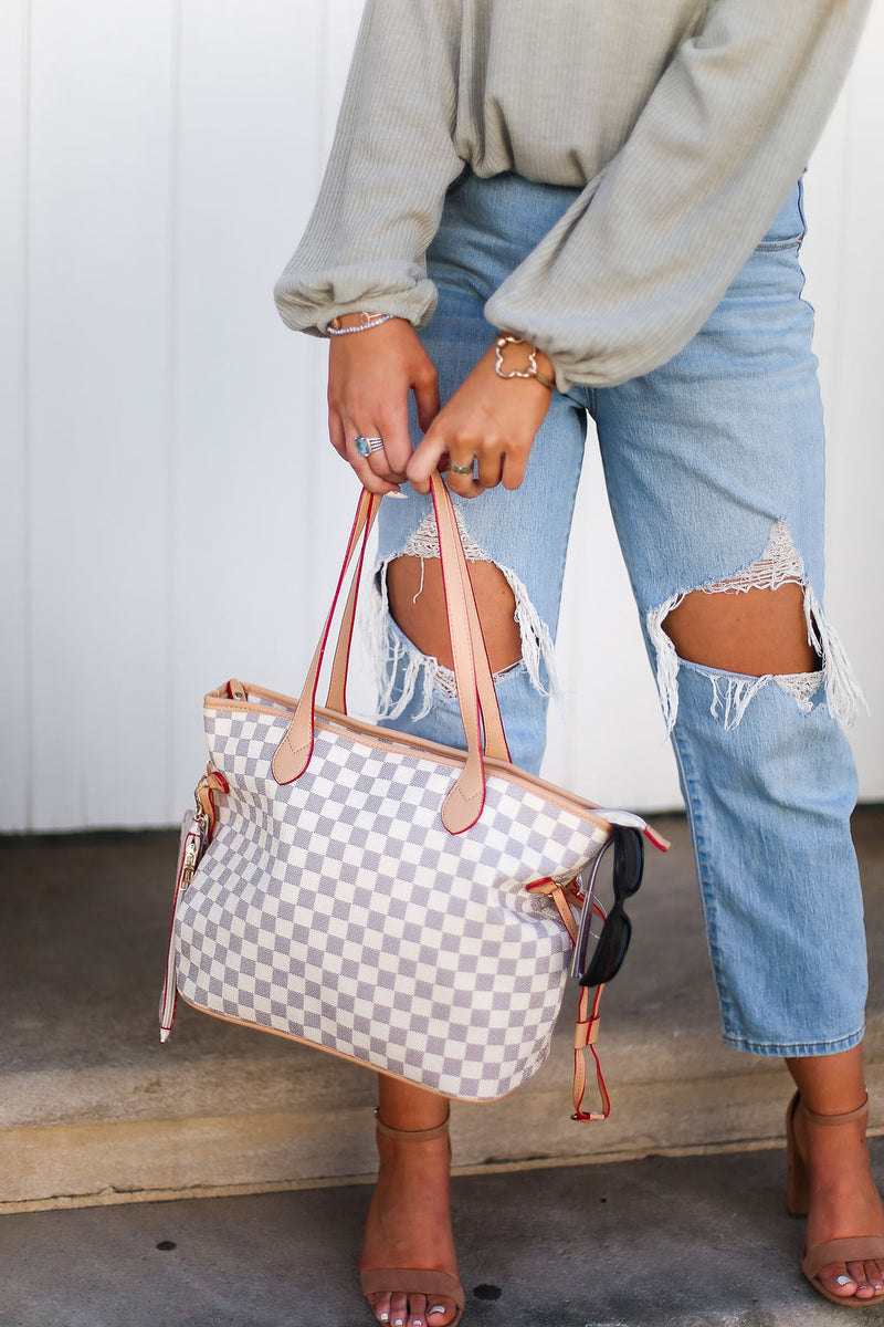 Louis Vuitton White Checkered Tote Bag, Women's Fashion, Bags